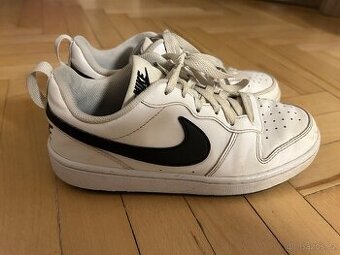 Kožené tenisky Nike vel.37