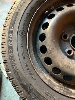 Disky a zimní pneu na vw t5 t6