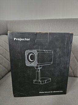 Puxinat TP-04 – nový projektor, pouze rozbalený
