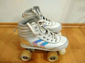 Kolečkové brusle 35