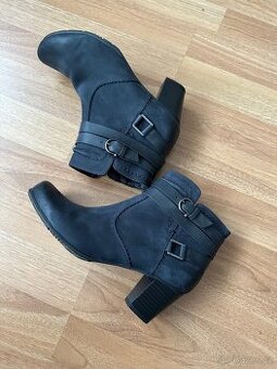 Kozačky kůže 38 (širší nožka H)