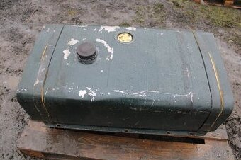 Zetor 12111 12145 16145 nádrž držák nádrže