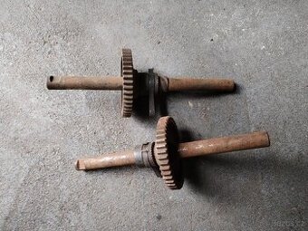 Startovací hřídel pedálů Stadion s11, s22 a Jawetta