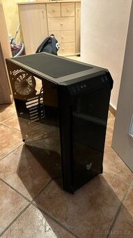 PC Bedna/case FSP CMT520 s 7 ventilátory