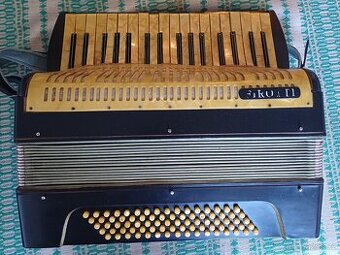 Akordeon, historická harmonika pianovka FIROTTI