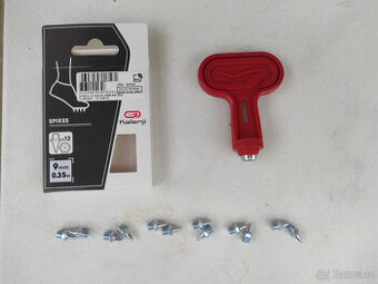 Nové balení hřebů na atlet. tretry včetně klíče