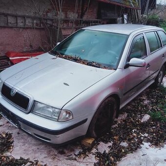 Škoda Octavia 1,6 74 kW motor akl