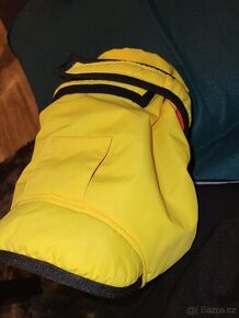 Teplý kabátek pro pejska