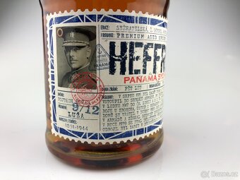 Limitovaná edice láhev HEFFRON 9/12 V. B. Luža (B006)