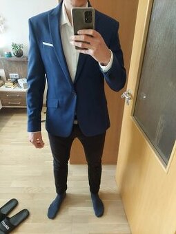 Moderní modré sako, značka Zara