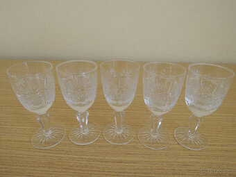 Broušené skleničky