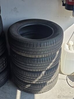 Sada letních pneu Hankook 195/65 R15 – TOP stav (DOT 2022)