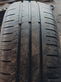 165/70R14 2kusy letních pneu Hankook se vzorkem 5 - 5,5mm