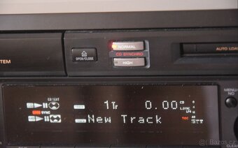 Kombinace MINIDISC / CD Sony MXD-D4, MDLP, manuál, 9x disk