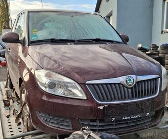 nd z škoda fabia 2 1.2tsi vinová rosso červená