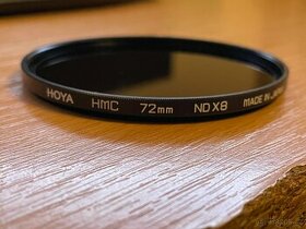 Neutrální šedý filtr Hoya ND HMC x8 - 72mm