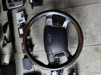 Ford Mondeo MK4 volant