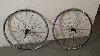 Zapletená kola 28 mavic