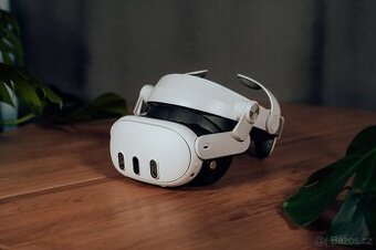 Meta Quest 3 128GB + příslušenství (záruka do 01/2027)