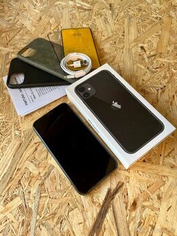 iPhone 11 black - 1. majitelka, nerozdělaný