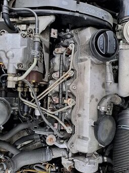 Motor 1.9 tdi 66kw kod ALH alh 5KVALT PŘEVODOVKA
