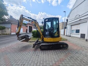 Pásový minibagr CAT 304 E