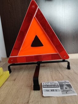 Prodám stabilní výstražný trojúhelník