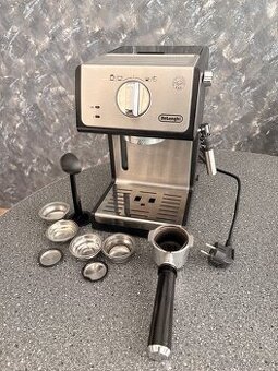 Pákový kávovar DeLonghi