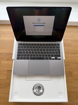 Apple MacBook Air 13", M2 8-Core 8GB/512GB Vesmírně šedý
