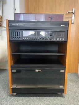 TESLA STUDIO 1135A