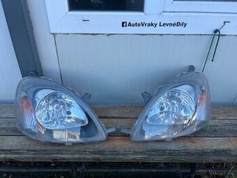 Přední světla toyota yaris