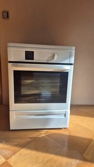 Indukční sporák Brandt KIP 710