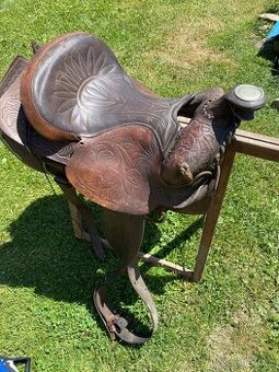 Westernové sedlo americké , nutná oprava