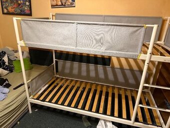 Dvojposchoďová postel