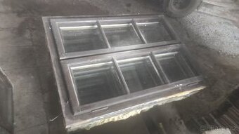 Staré dřevěné okno, 7 ks - 94x128 cm, dřevěná okna