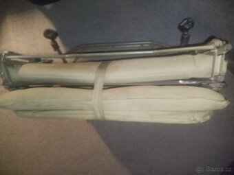 Rybářské lehátko Avid Carp Revolve