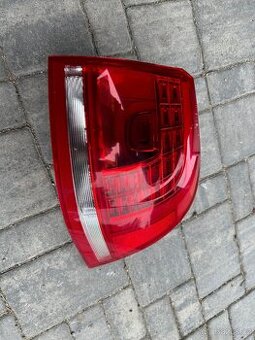 Pravé zadní led světlo VW Touareg cena 1500kc