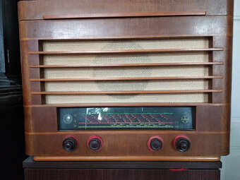 Gramoradio TESLA DOMINANT II