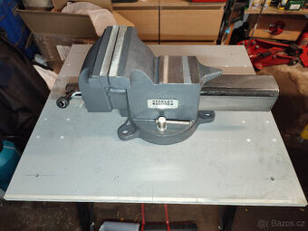 Stolní svěrák HD STANLEY MAXSTEEL 150 1-83-068