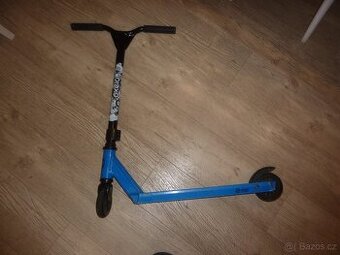 Freestyle koloběžka Oxelo MF One modrá 6-9 let