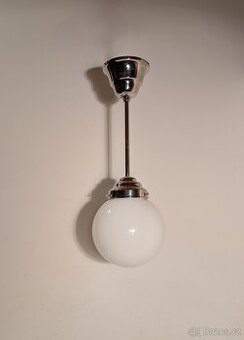 niklovaný mosazný lustr opálová koule 15 cm až 6 ks