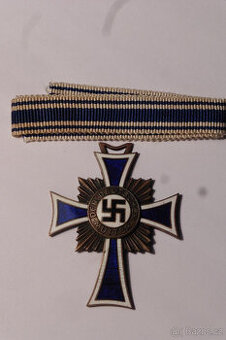 Originál Mutterkreuz bronz 3. stupen z Třetí říše TOP STAV