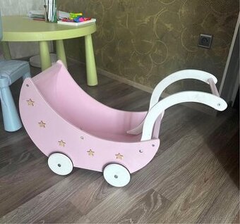 Dreveny detsky kocarek na panenky litte Dutch