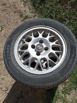 Kompletní sadu letních ALU kol Laurin & Klement 175/65 R14