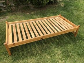 Dětská dřevěná postel z masivu borovice - přistýlka