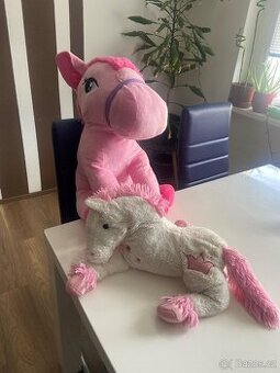 Plyšový kůň