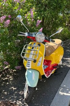 Vespa Primavera 50 x Sean Wotherspoon 2021