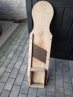 Krouhač na zelí