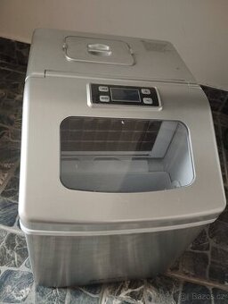 Vyrobnik ledu Guzzanti GZ124