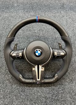 Prémiový karbonový BMW volant s M prošitím
